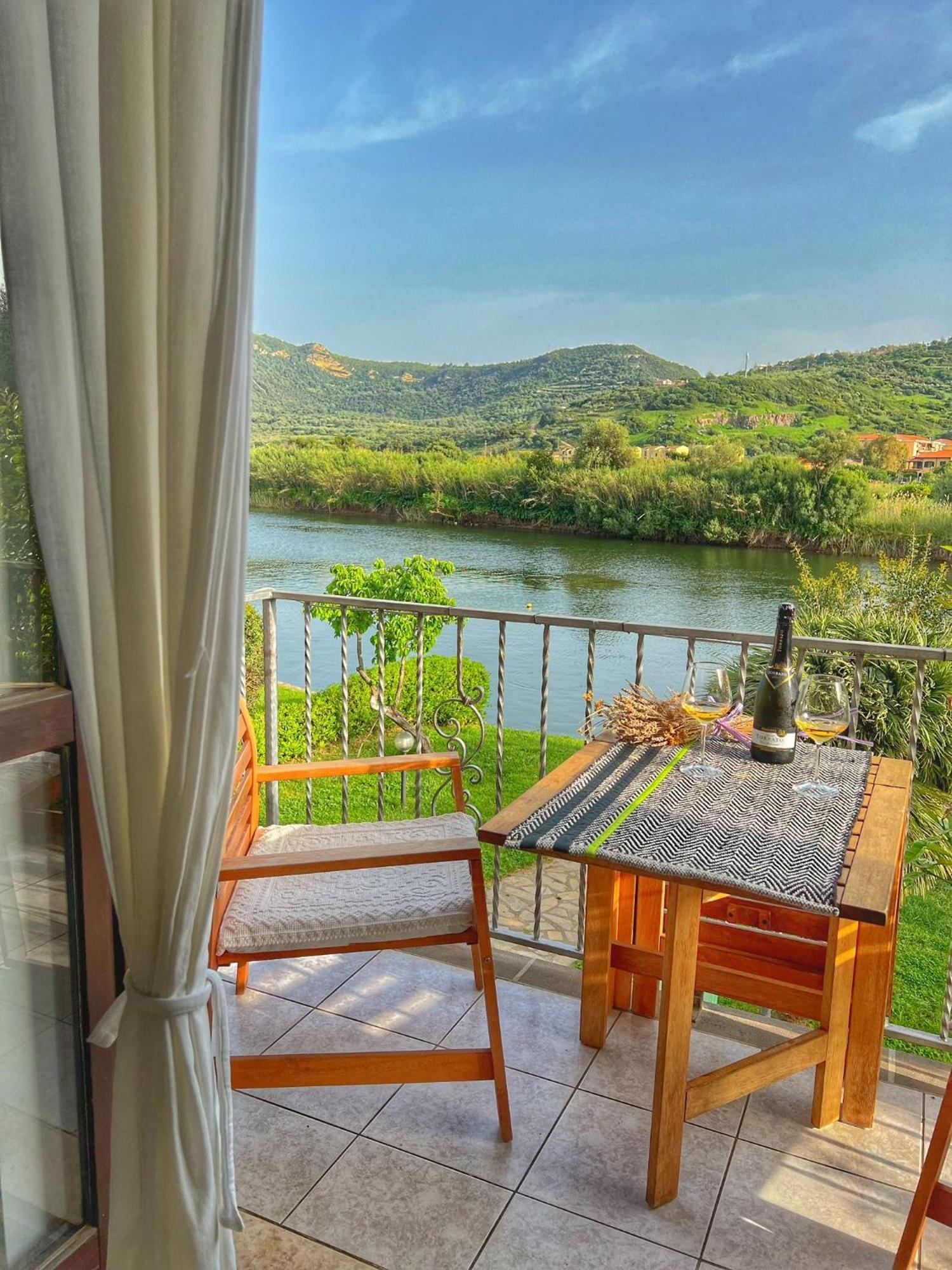 Temo River House Romantic Balcony And Peaceful Retreat In The Heart Of Bosa Kültér fotó
