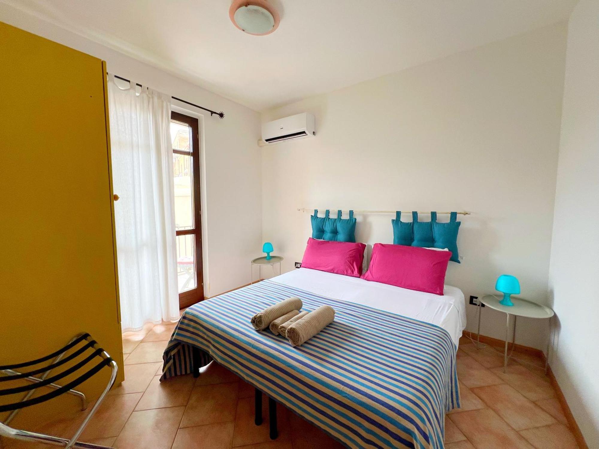 Temo River House Romantic Balcony And Peaceful Retreat In The Heart Of Bosa Kültér fotó
